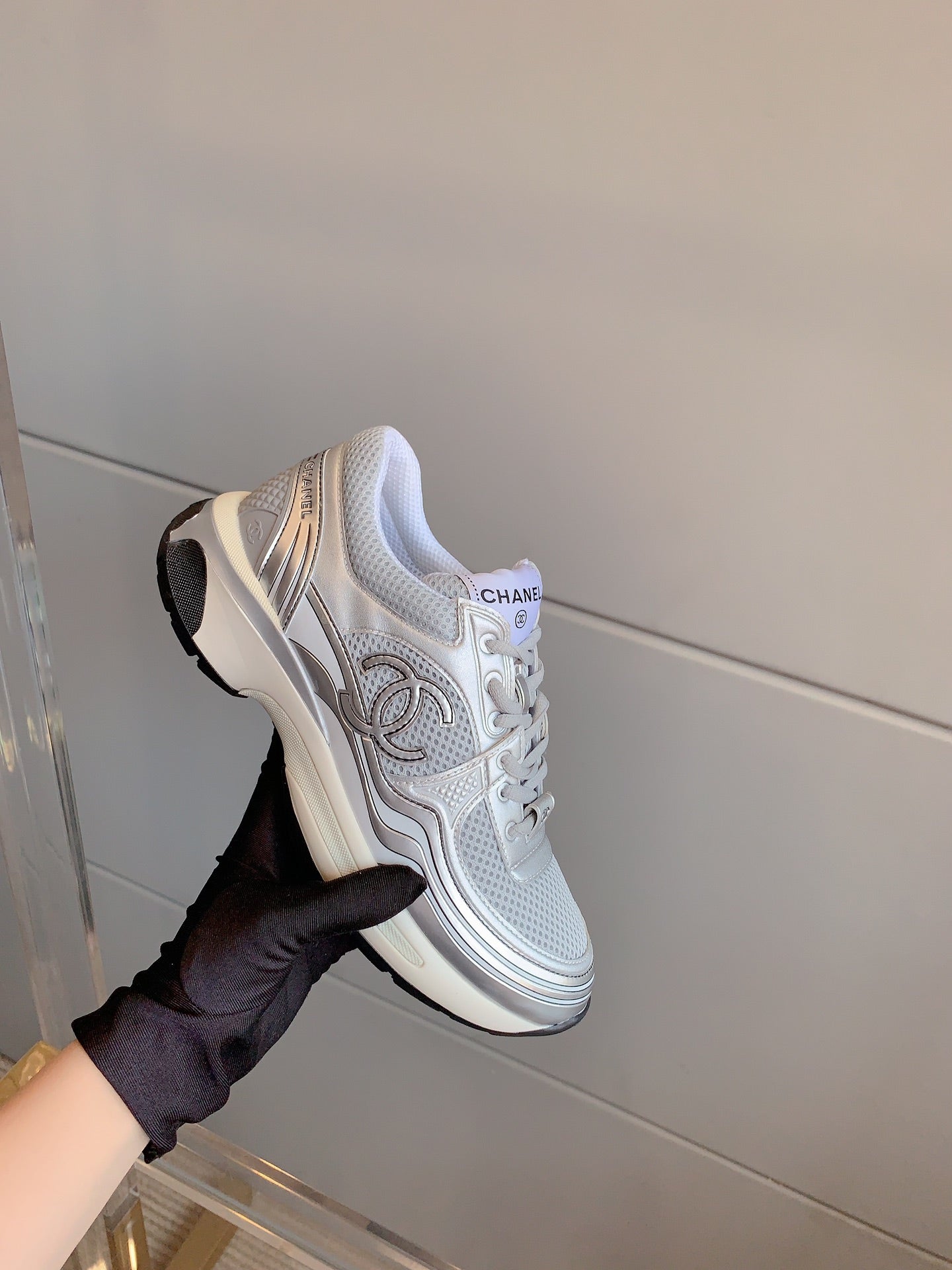 C-Sneakers
