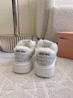 M-Sneakers