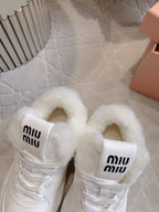 M-Sneakers