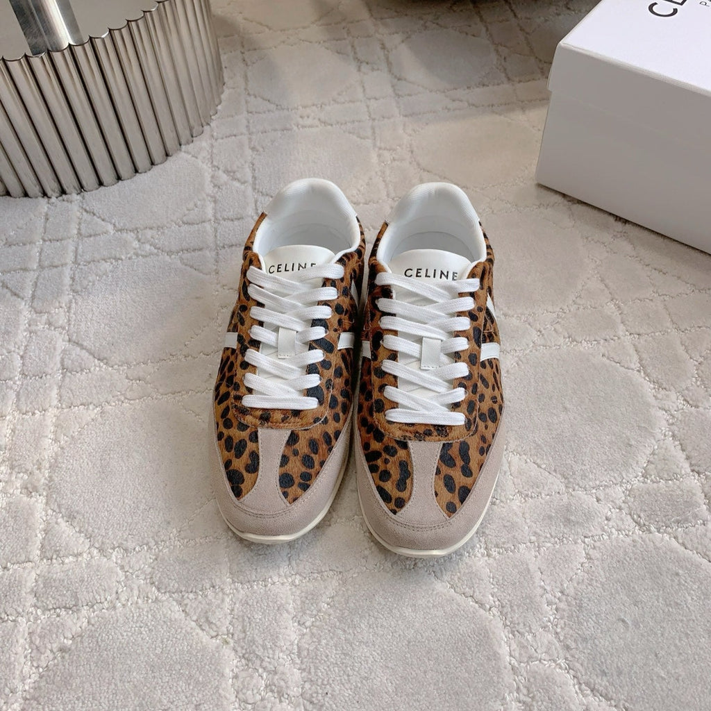 S-Sneakers