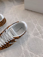 S-Sneakers
