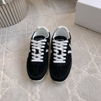 S-Sneakers