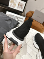 B-Sneakers