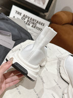 B-Sneakers
