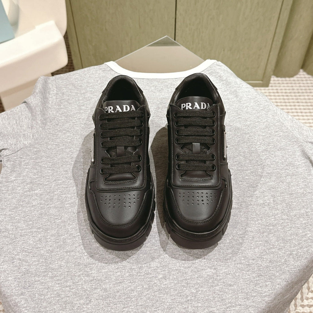 P-Sneakers