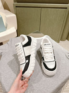 P-Sneakers