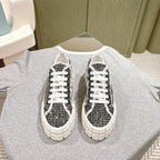 P-Sneakers