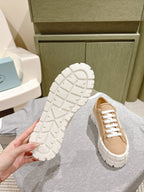 P-Sneakers