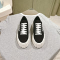 P-Sneakers