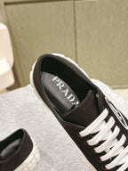 P-Sneakers