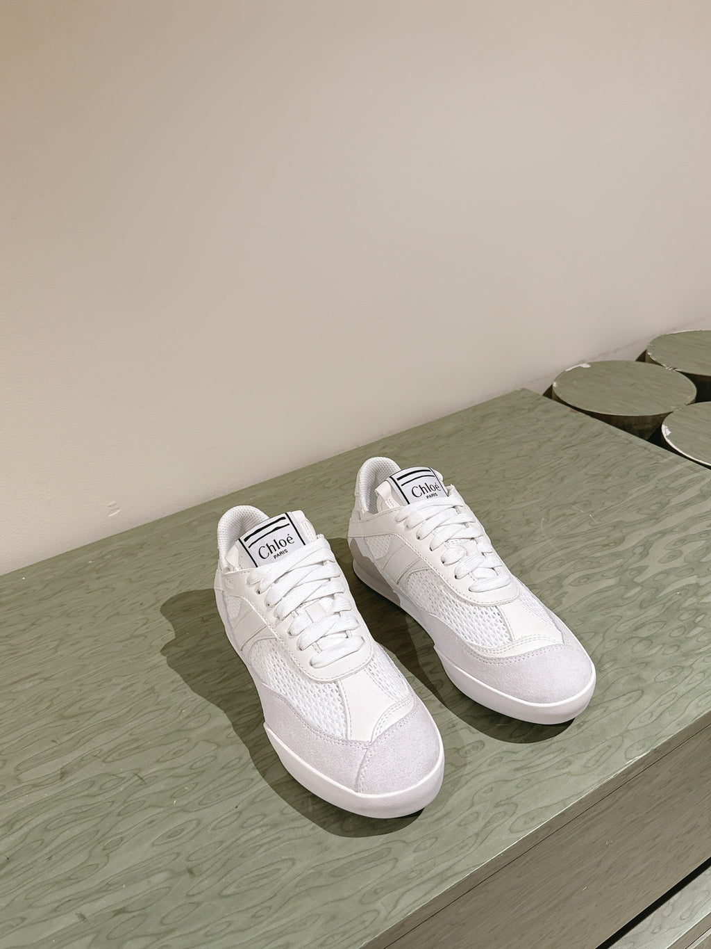 H-Sneakers