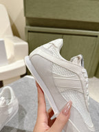 H-Sneakers