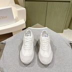 H-Sneakers