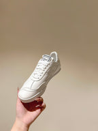 H-Sneakers