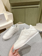 H-Sneakers