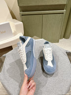 H-Sneakers