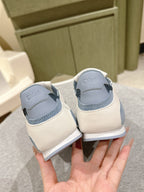 H-Sneakers