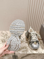 B-Sneakers