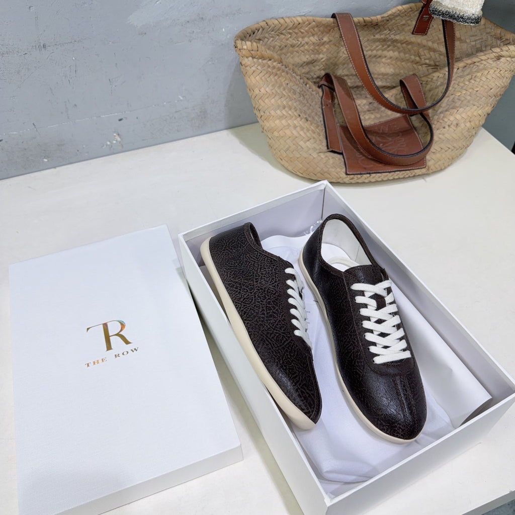 T-Sneakers