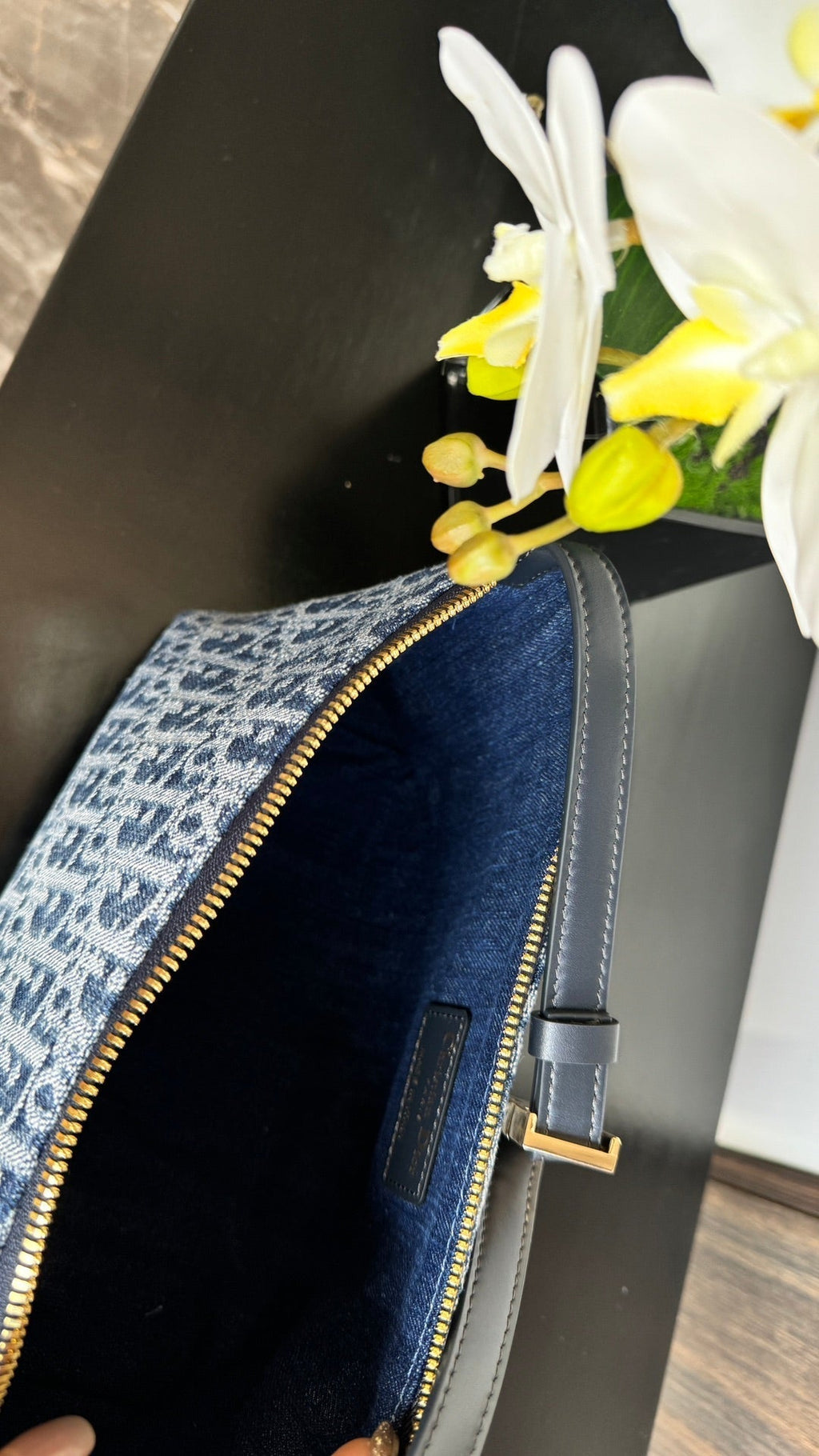 D-Mixed