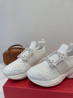 R-Sneakers