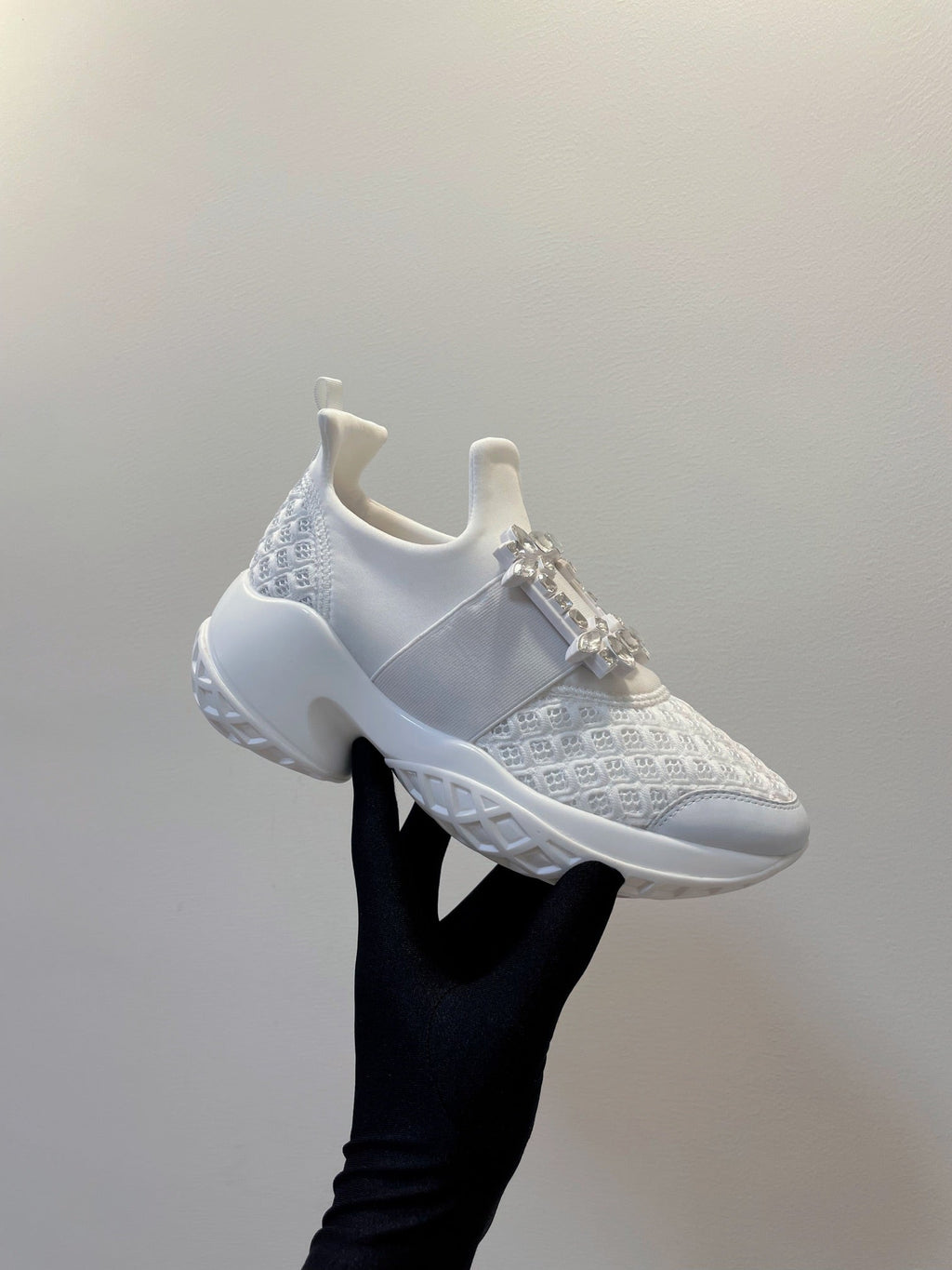 R-Sneakers