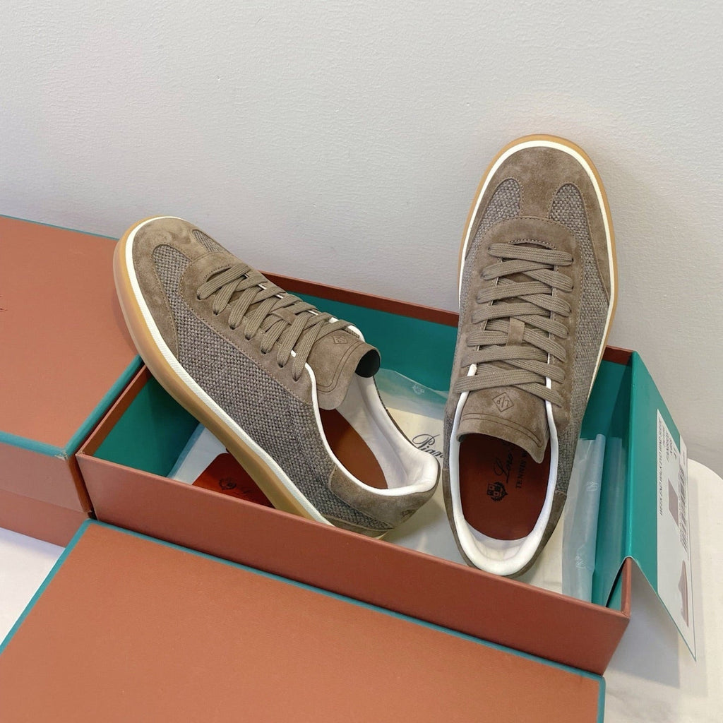 L-Sneakers