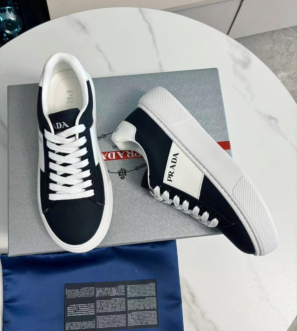 P-Sneakers