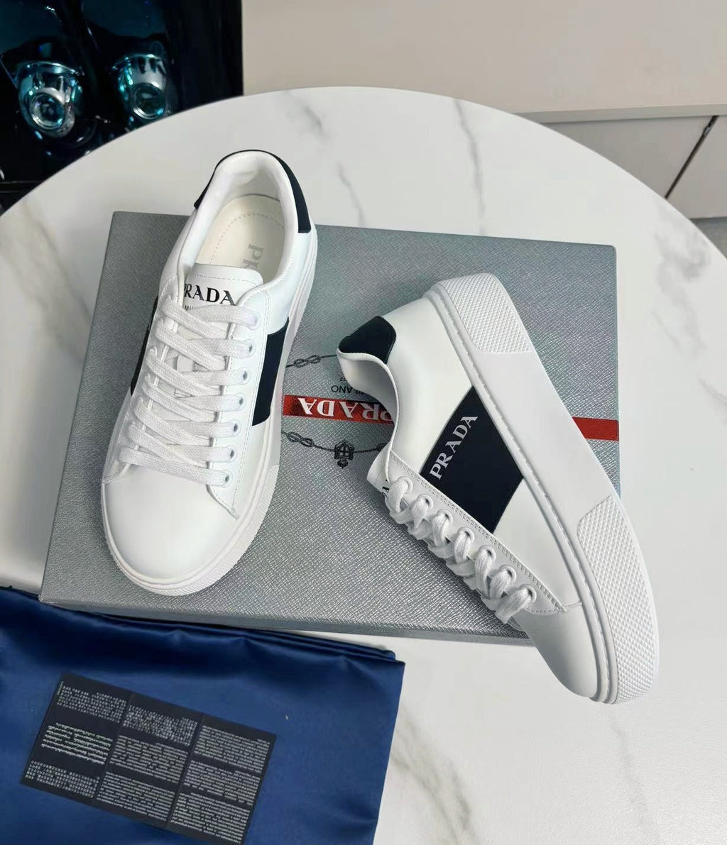 P-Sneakers