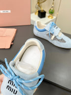M-Sneakers