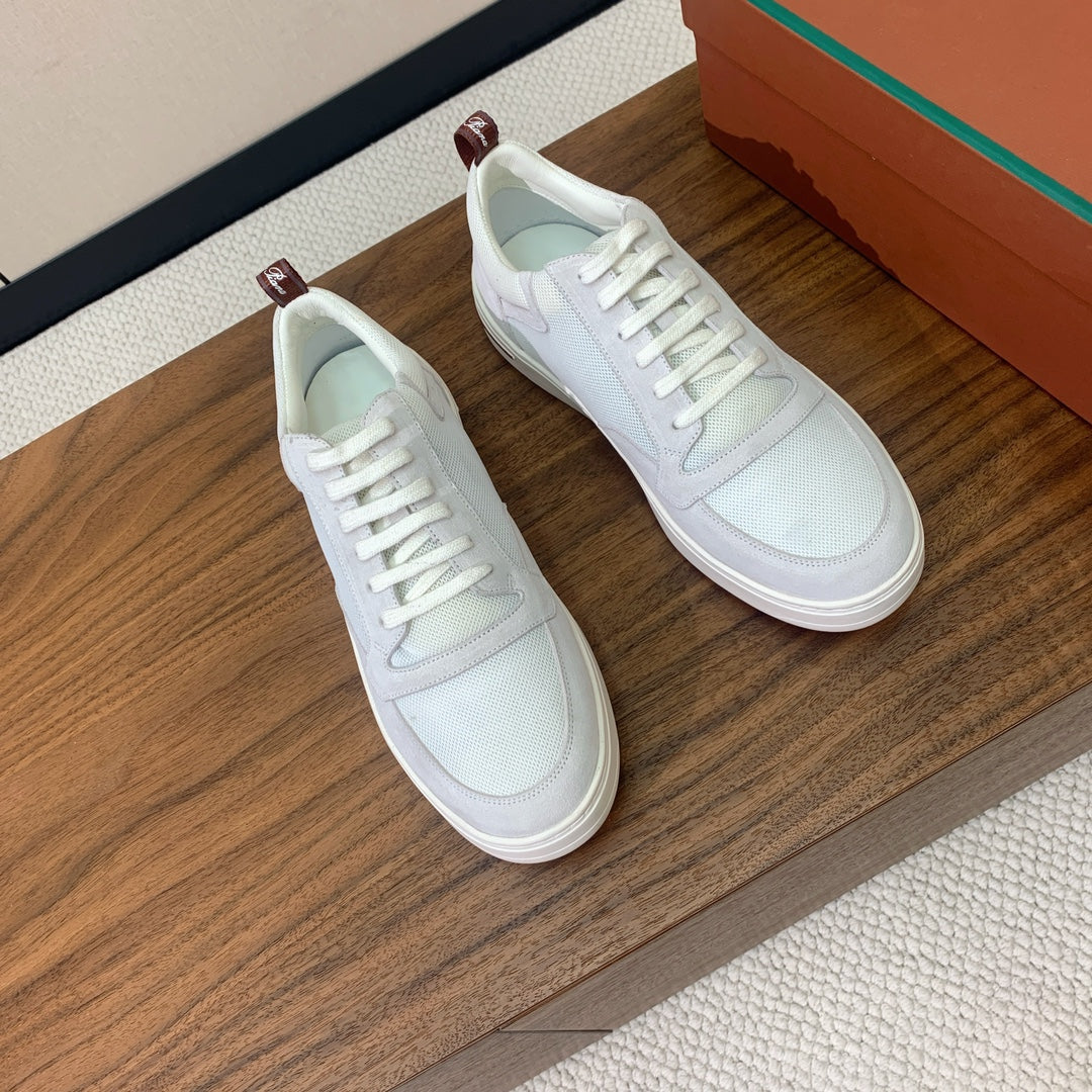 L-Sneakers