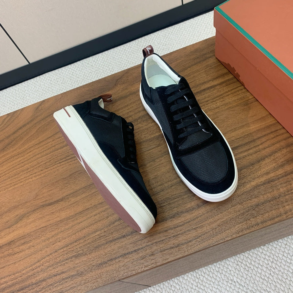 L-Sneakers