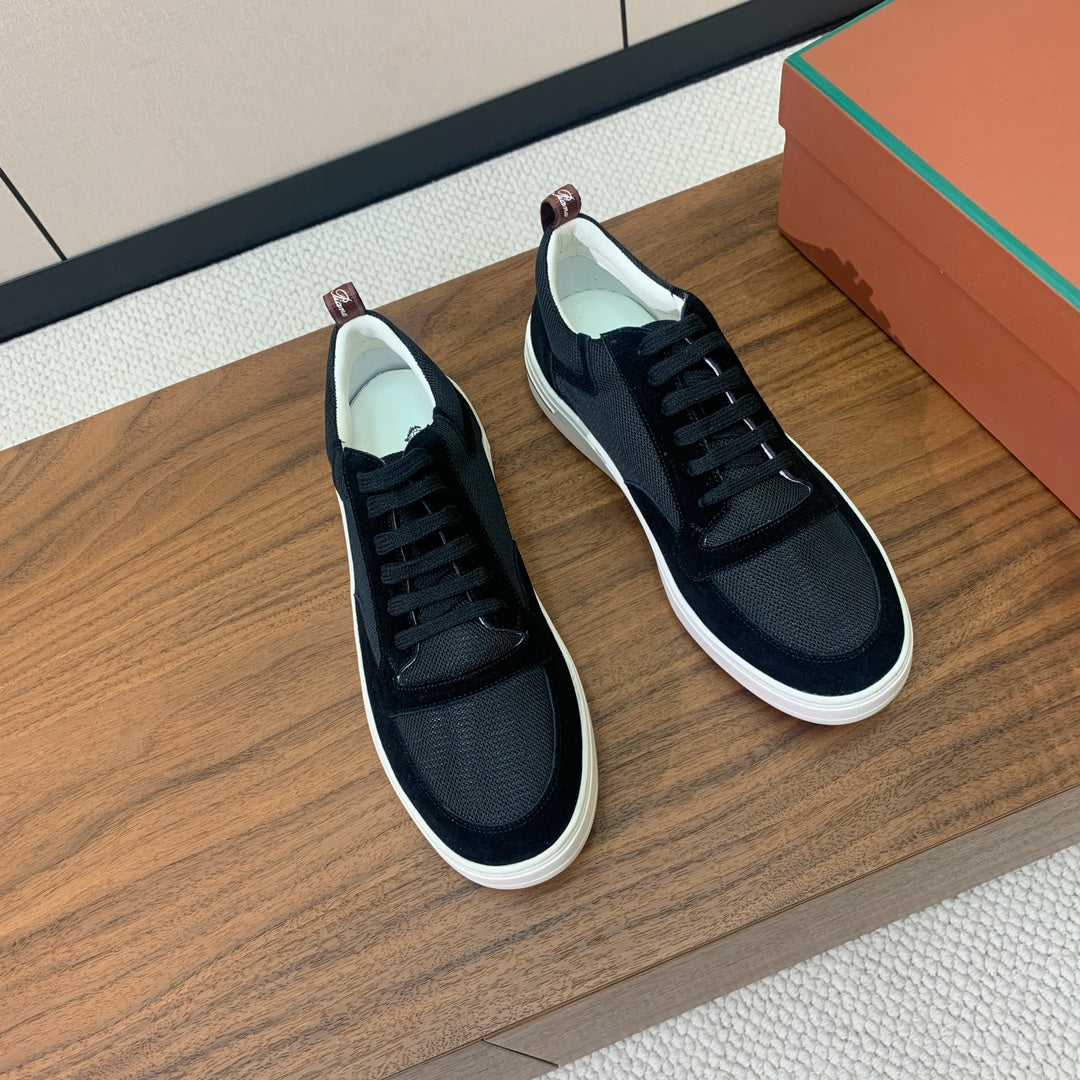L-Sneakers