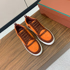 L-Sneakers