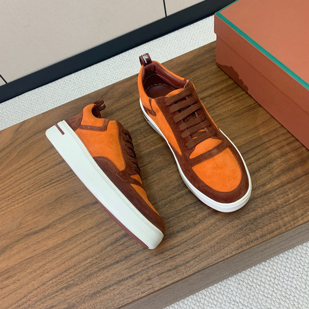 L-Sneakers