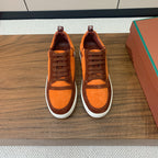 L-Sneakers