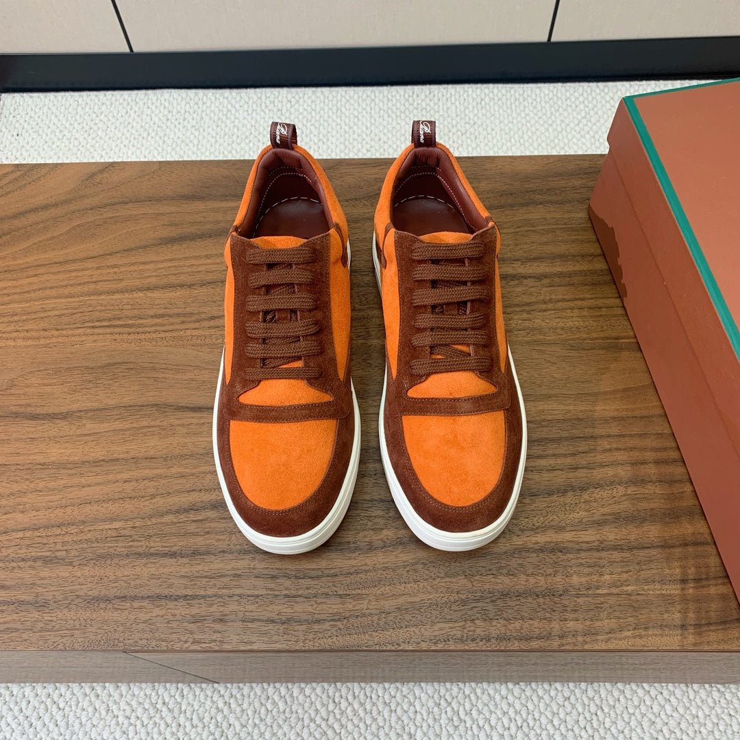 L-Sneakers