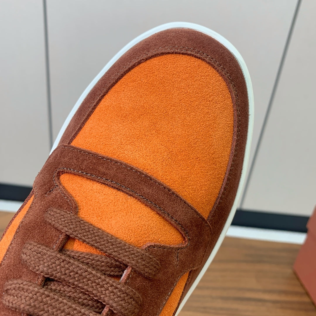 L-Sneakers