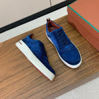 L-Sneakers