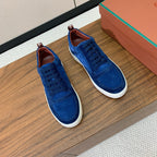 L-Sneakers