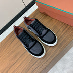 L-Sneakers