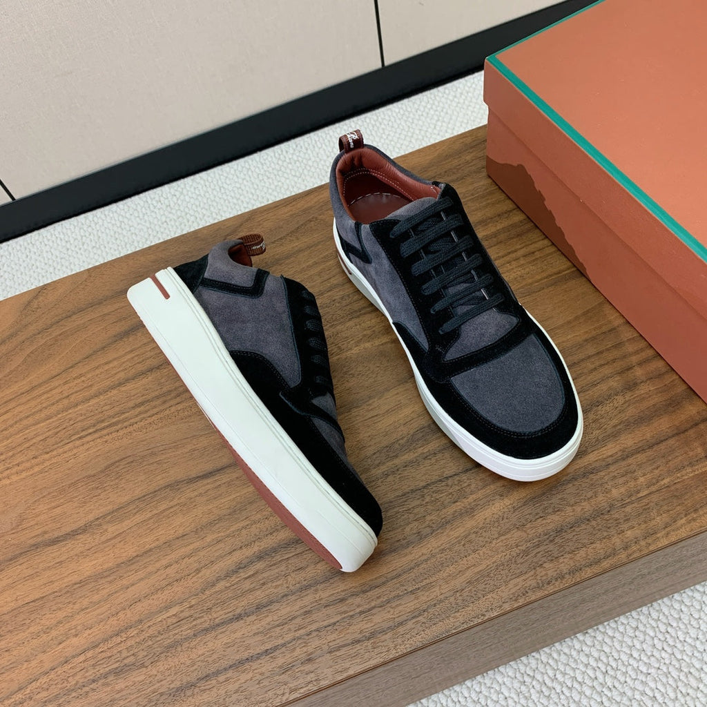 L-Sneakers