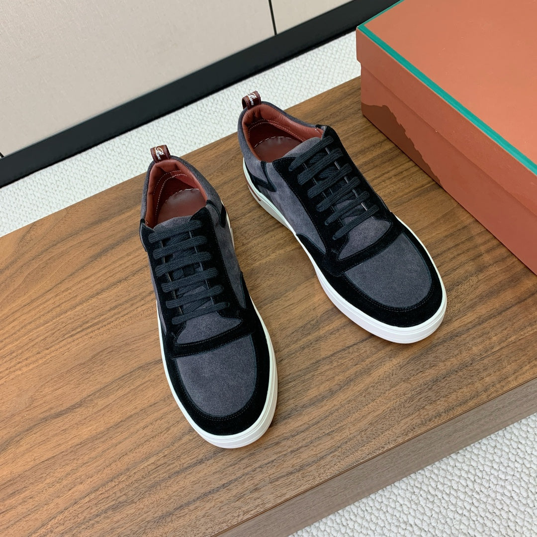 L-Sneakers
