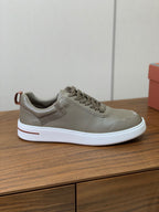 L-Sneakers