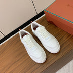 L-Sneakers