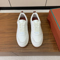 L-Sneakers