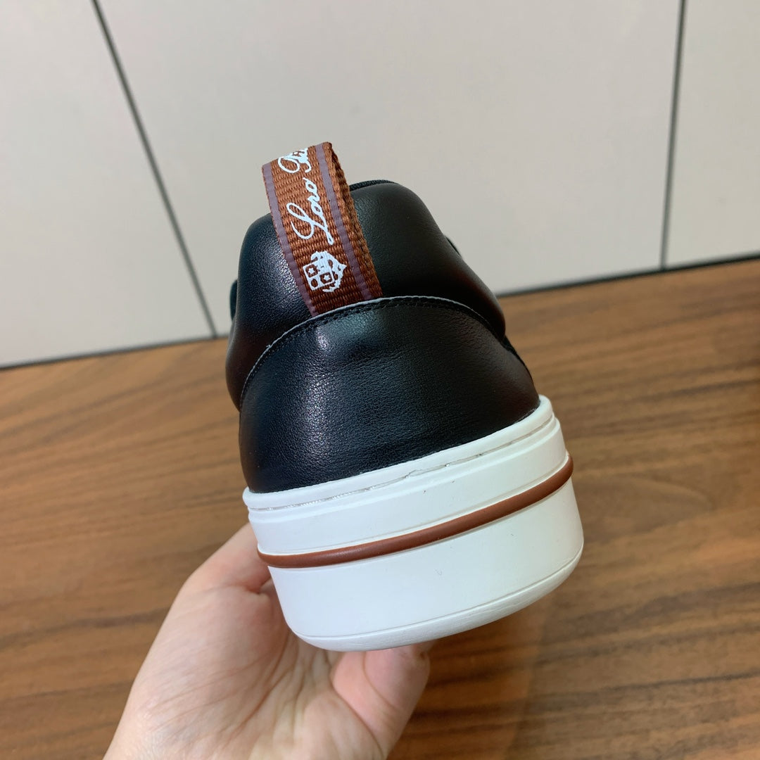 L-Sneakers