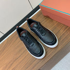 L-Sneakers