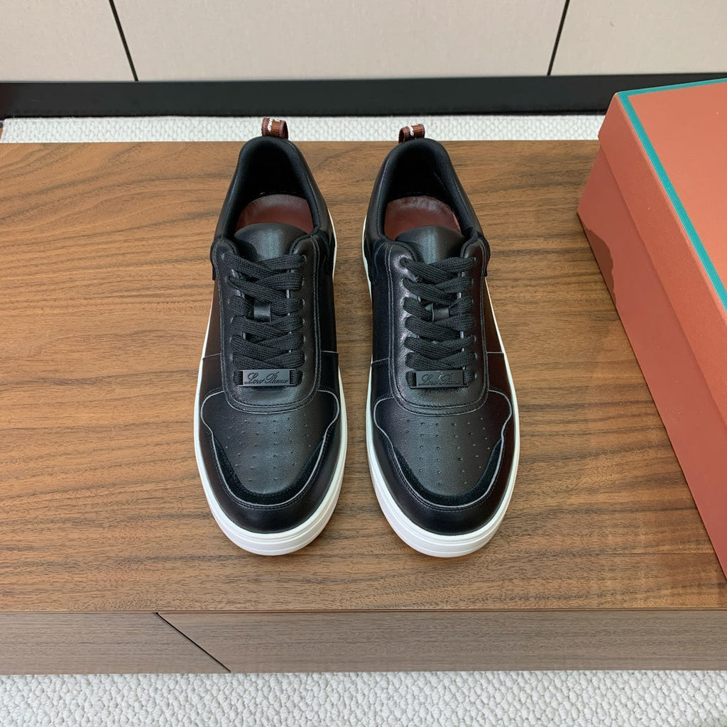 L-Sneakers