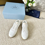 P-Sneakers
